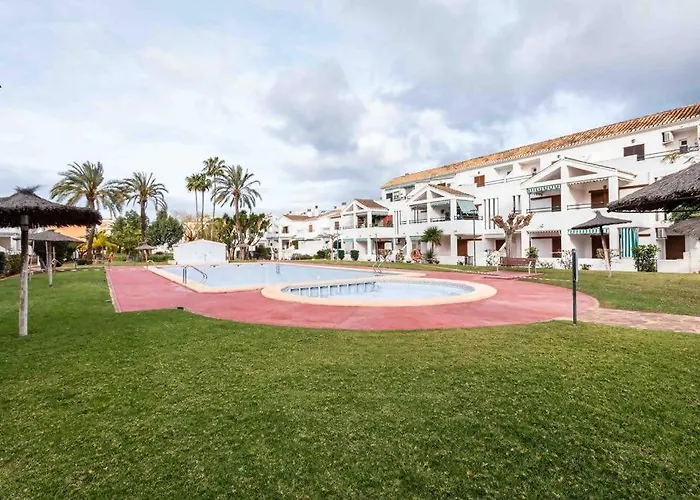 Mare Nostrum Junto A La Marina Dénia